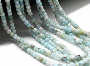Бусины из ларимара кубик гр.2мм, 39,5см, 177 бусин
