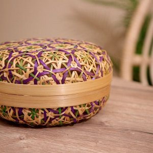 Шкатулка с крышкой плетёная, из бамбука 20х20х11 см