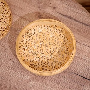 Шкатулка с крышкой плетёная, из бамбука 20х20х11 см