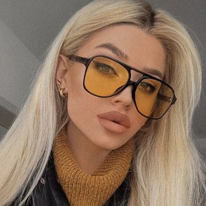 Солнечные очки женские