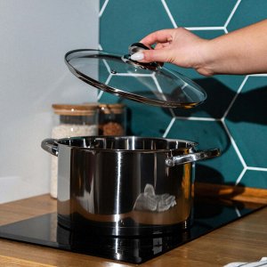 КВИНОА Кастрюля с крышкой. 6л