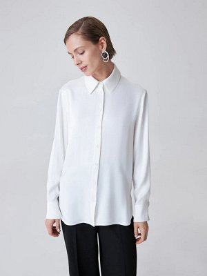 Белая oversize рубашка цвет  Молочный