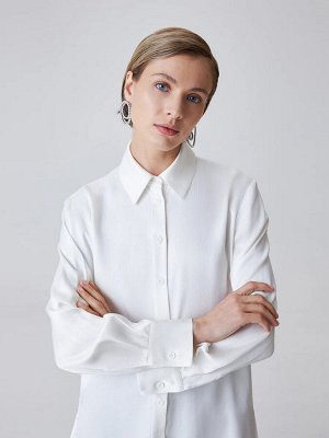 Белая oversize рубашка цвет  Молочный