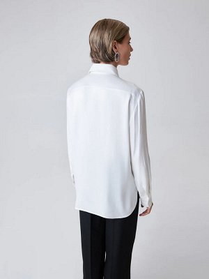 Белая oversize рубашка цвет  Молочный
