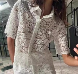УКОРОЧЕННАЯ КРУЖЕВНАЯ РУБАШКА арт. 3278490, белый