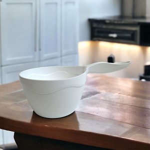 КОВШ пластиковый с удобной ручкой 1,3Л (белый)