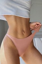 Женские бесшовные трусы стринги бежевого цвета