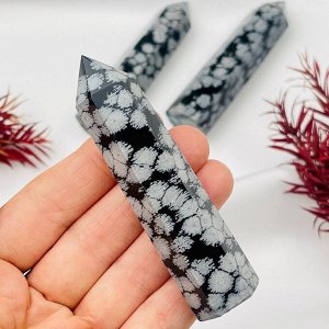 Кристалл из камня снежный Обсидиан