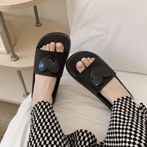 Шлепки, тапочки резиновые, пляжные, летние