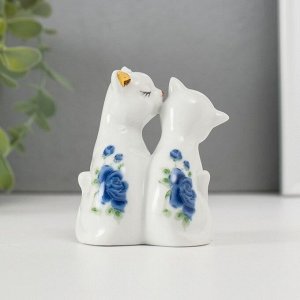 Фигурка керамика «2 киски неженки», 7.5x6 см