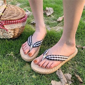 Шлепки, тапочки резиновые, пляжные, летние