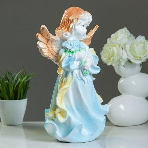 Статуэтка "Ангел в платье с букетом" бело-голубой