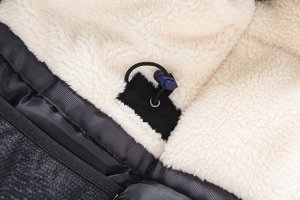 Черный В наличии 
Рассчитаны на температурный режим до - 30С. Наполнитель Тинсулейт (280гр.). Подкладка: флис. Дополнительно: светоотражающие элементы, трикотажные эластичные манжеты, высокая горловин
