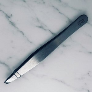 Пинцет 326, косой профессиональный, с заточкой