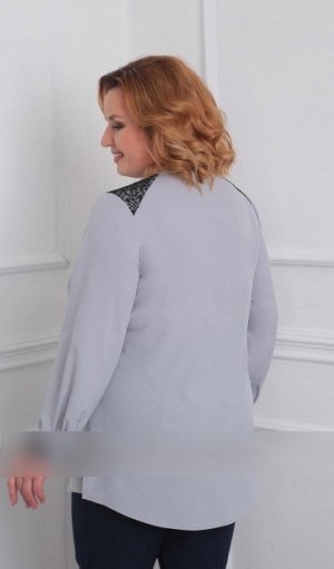 Блузка П/э100% Рост: 164 см. блузка выполнена из не просвещающейся блузочной текстильной ткани очень мягкой и приятной к телу.Ткань слегка тянется.Для отделки по бокам планки.по плечам и на манжетах и