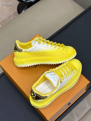 Кроссовки женские кожаные