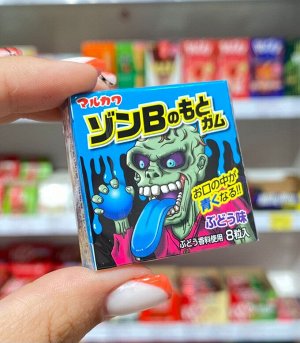 Жевательная резинка красит язык в синий цвет Marukawa Zombi / Жвачка Марукава "Монстр" 8 шариков со вкусом винограда 13 гр Японские сладости