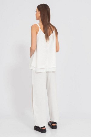 Костюм Костюм Kivviwear 4189419002 молочный 
Состав: ПЭ-100%;
Сезон: Лето
Рост: 170

Костюм, состоящий из брюк палаццо с разрезами по бокам и пояса-резинки, а также джемпера на бретелях, представляет
