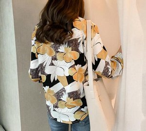 Блуза с V образным вырезом черно-желтая с цветочным принтом