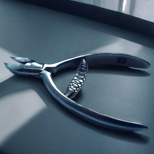 Кусачки для ногтей (особо для толстых и мужских ногтей) Bt-220 (20 mm), ergonomic, проф. заточка