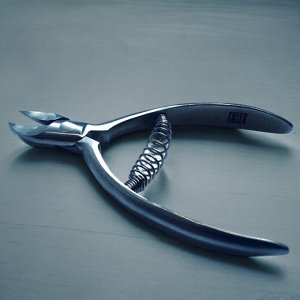Кусачки для ногтей (особо для толстых и мужских ногтей) Bt-220 (20 mm), ergonomic, проф. заточка