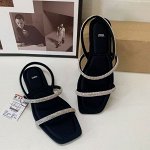 Женские босоножки на плоской подошве, декор &quot;стразы&quot;, цвет черный