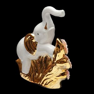 Сувенир керамика "Белый слон с цветами" 15х15,2х5,2 см