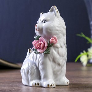 Сувенир керамика "Кошечка с цветами на шее" 11,5х9х5,5 см