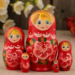 Матрёшка «Цветочки»,  красное платье, 5 кукольная, 10 см