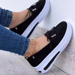 Кроссовки