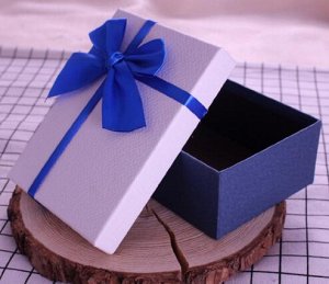 Подарочная коробочка с крышкой