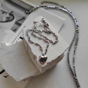 Сет из гематита серебристого цвета с кулоном сердце