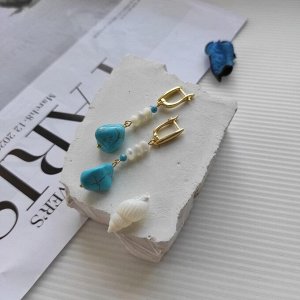 Серьги из турквинита и перламутра