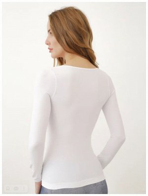 Intimidea T-Shirt Alabama Футболка с длинными рукавами V-образный вырез. Практичное изделие из микрофибры, повторяет линии тела, не требует глажения (bianco - белый цвет). пр. Италия.
