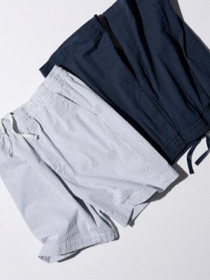 UNIQLO - легкие эластичные шорты в мелкую полоску - 69 NAVY