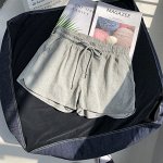 Укороченные женские шорты