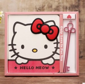 Подарочный набор в коробочке:блокнот +ручка " Hello kitty",