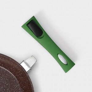 Сковорода Magistro Avocado, d=22 см, кованый алюминий, съёмная ручка soft-touch, антипригарное покрытие, индукция, зелёная