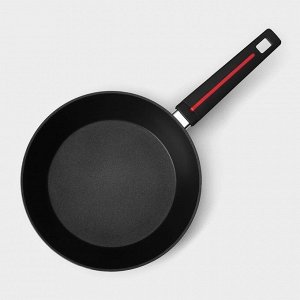 Сковорода Magistro Flame, d=24 см, h=6.3 см, кованый алюминий, антипригарное покрытие, индукция, чёрная