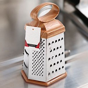 Терка шестигранная с пластиковой ручкой-держателем