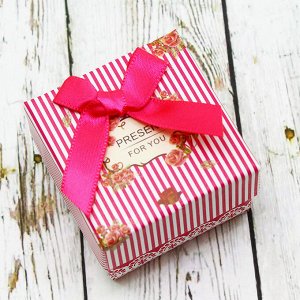 Подарочная коробочка под кольцо(5*5) (Розовый)0374-50