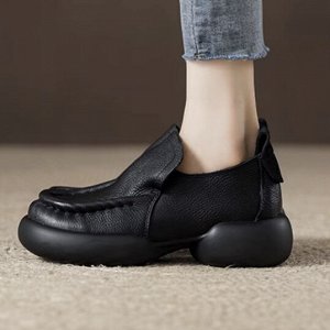 Женские ботинки из мягкой эко. кожи на толстой подошве,  черные