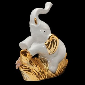 Сувенир керамика "Белый слон с цветами" 14,5х14,8х5,2 см