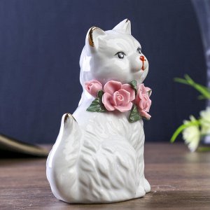 Сувенир керамика "Кошечка с цветами на шее" 11,5х9х5,5 см
