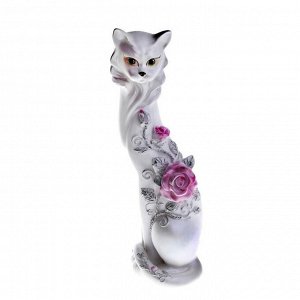 Сувенир "Кошка Маркиза" с крупной розой белая с серебром