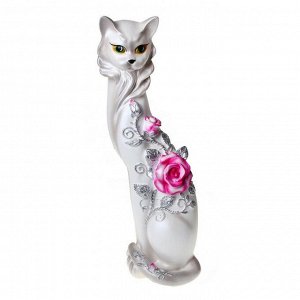 Сувенир "Кошка Маркиза" с крупной розой белая с серебром