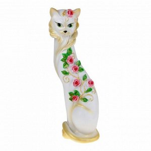 Сувенир "Кошка Маркиза" с китайскими розочками белая с золотом