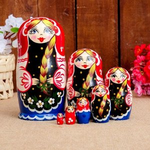 Матрёшка «Русская красавица», красный платок, 7 кукольная, 17 см
