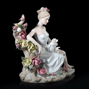Сувенир керамика "Девушка с собачкой в цветочном саду" 31х35х17 см