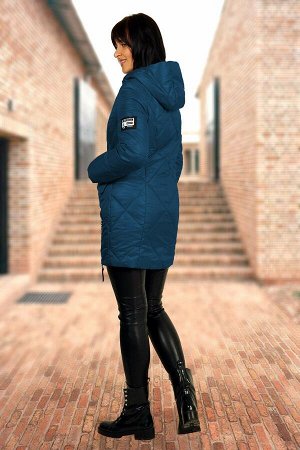 Пальто Пальто МиА-Мода 947-3 
Состав ткани: ПЭ-100%; 
Рост: 164 см.

Молодежное женское демисезонное полупальто прямого силуэта с капюшоном. На полочке карманы. Застежка на молнии. Изделие на подклад